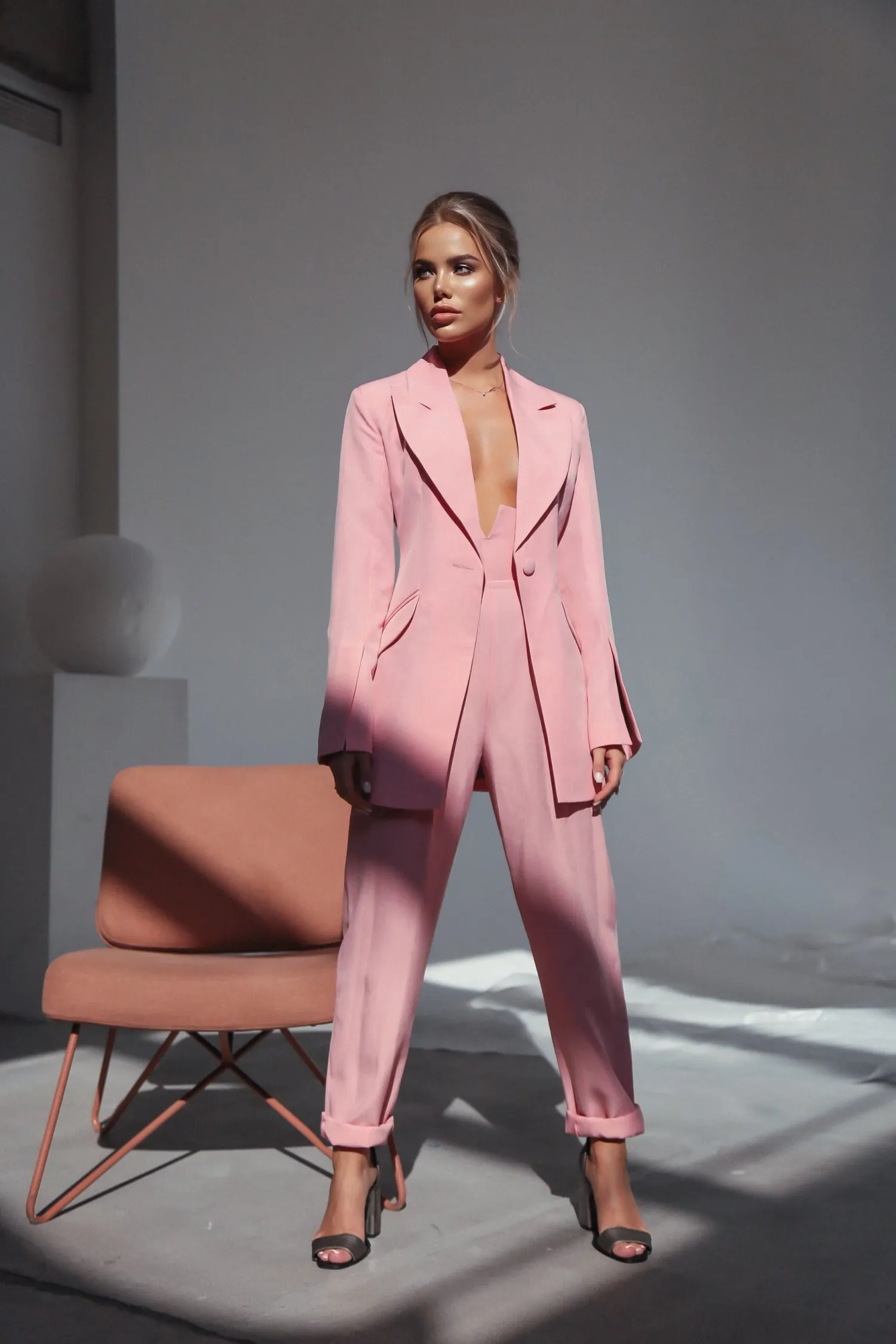 Flared Jacket with Slits on the Sleeves Pink