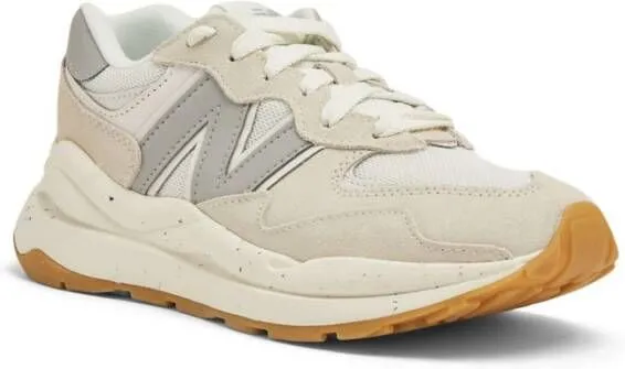 New Balance 550 logo-embossed leather sneakers White