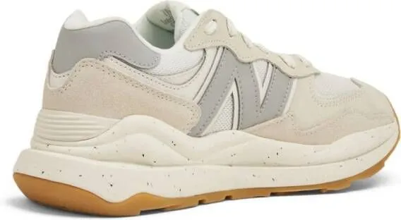 New Balance 550 logo-embossed leather sneakers White