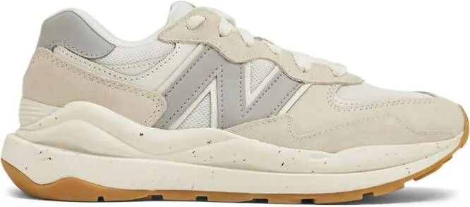 New Balance 550 logo-embossed leather sneakers White