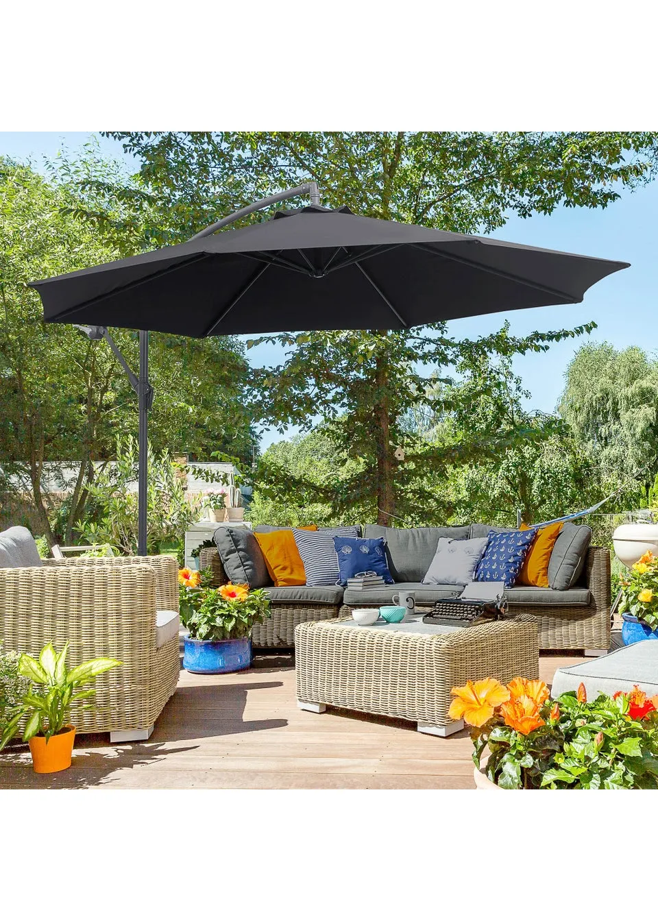 Outsunny Garden Cantilever Parasol Patio Banana Umbrella (3m)