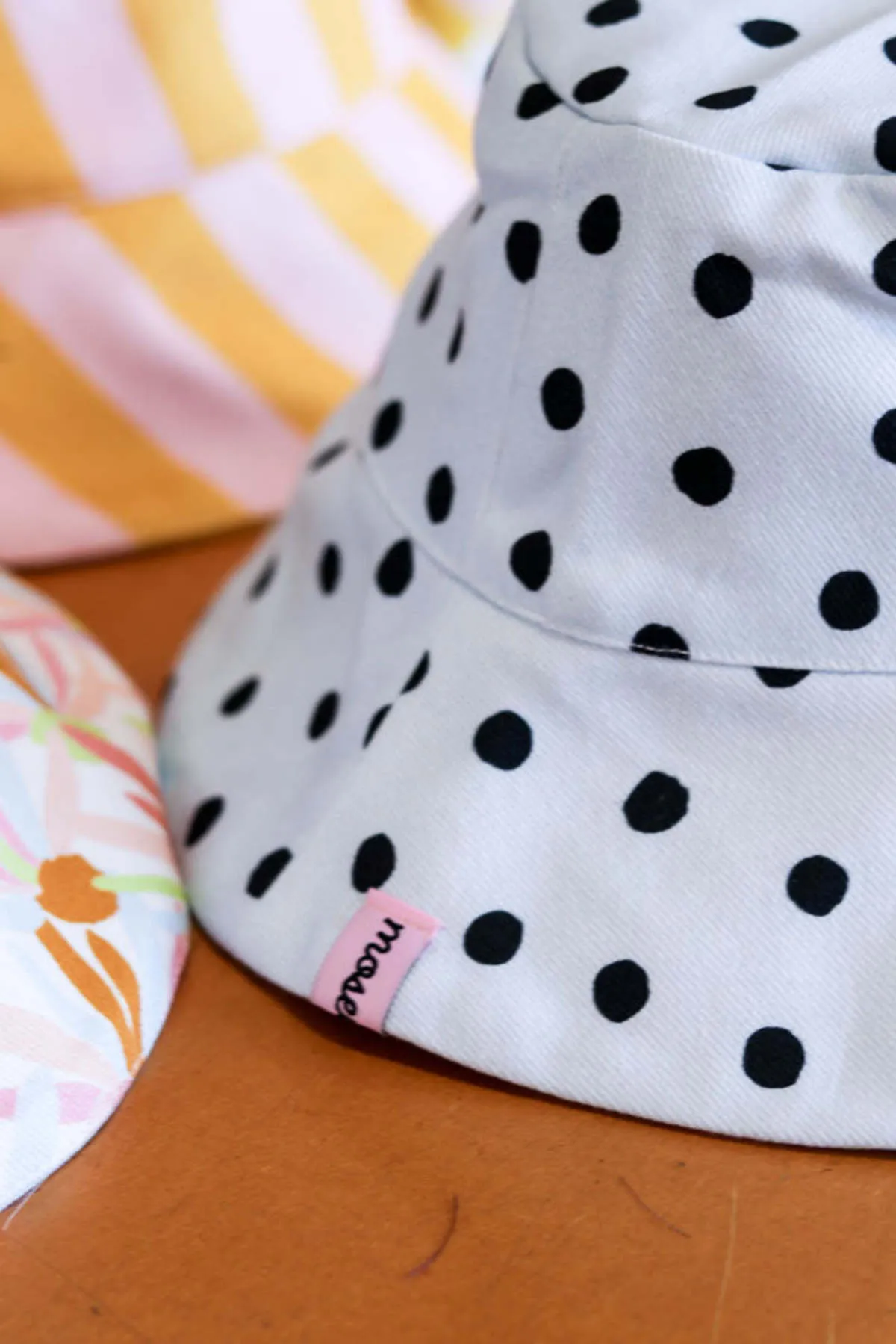 Reversible Bucket Hat - Dot/Fleur