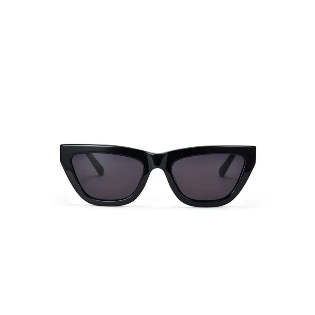 The Cateye Sunglasses (Black)