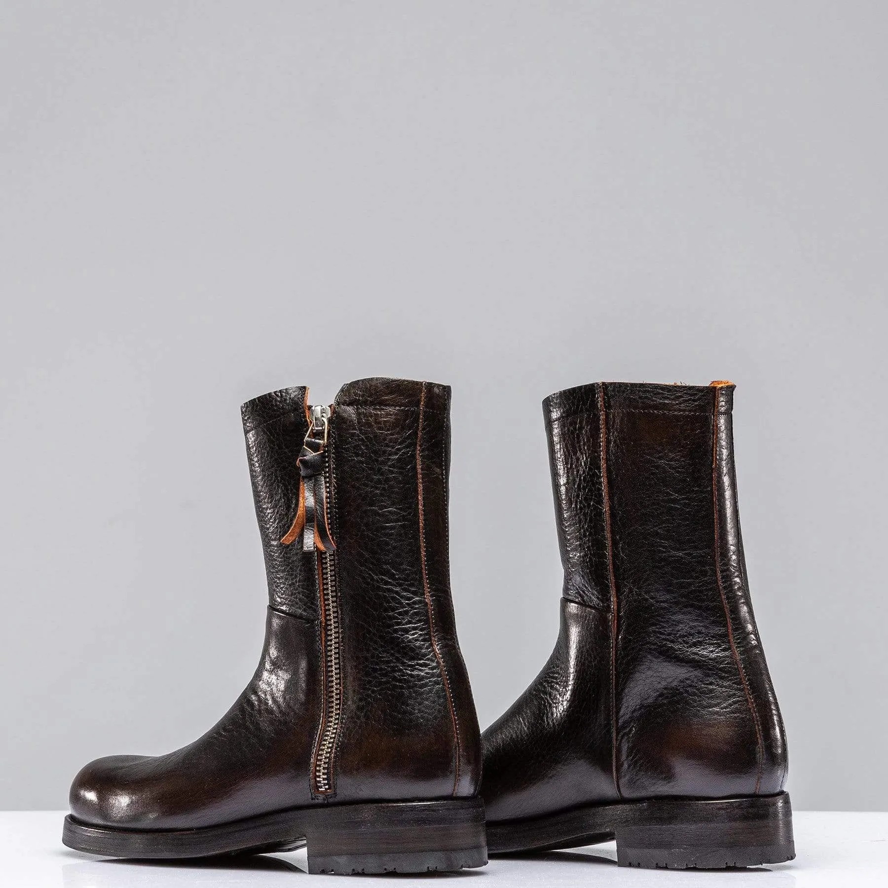 Zoe Moto Boot In Antique Black